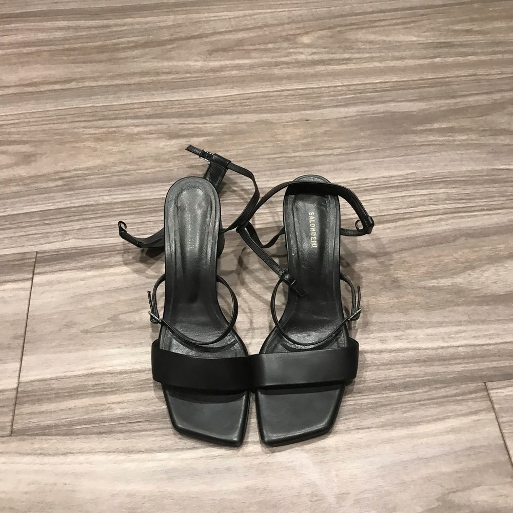 Salondeju sandals